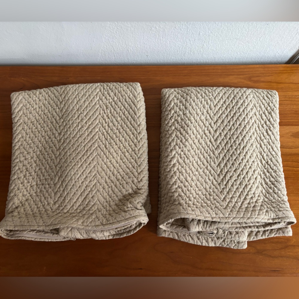 Frette Textured Cushion 100% Cotton Made in Italy 65x65 Set of 2
